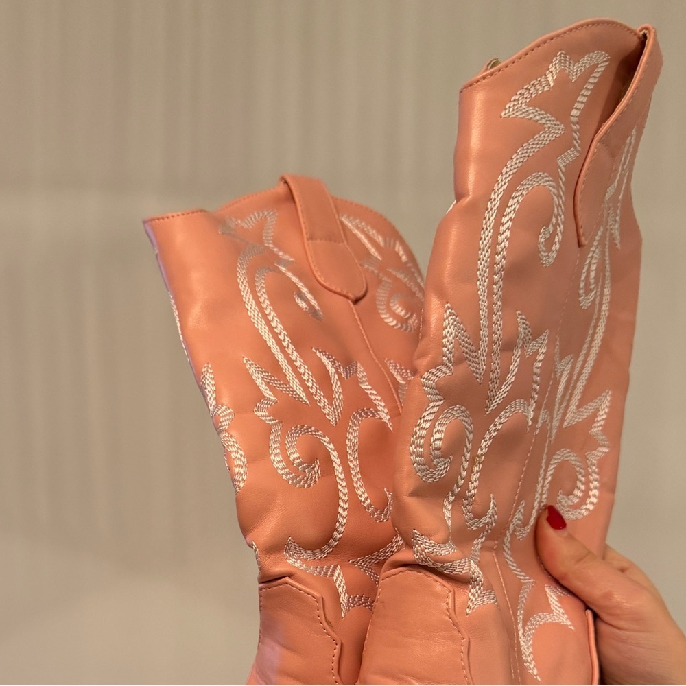 Pink Western Cowboy Boots - Picture 3 of 6